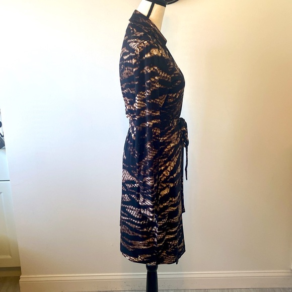 Calvin Klein Midi Wrap dress - Picture 4 of 7